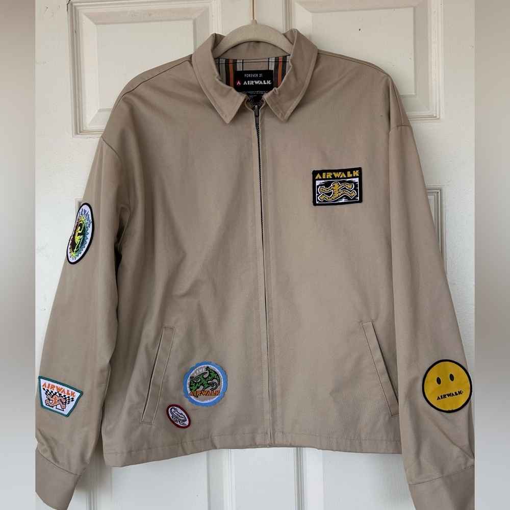 Forever 21‎ Unisex Airwalk Jacket Patches Zip Front Small